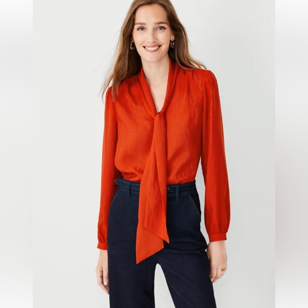 Ann Taylor Chain Jacquard Tie Neck Top